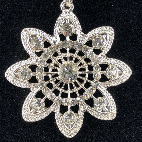 LC Lauren Conrad Silver Tone Long Necklace with Rhinestone Flower Pendant
